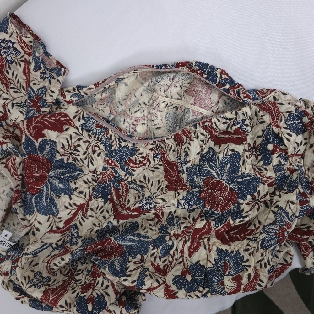 Walter Baker Josie Ruched Floral Dress V Neck Short Sleeve Size 2 - Picture 11 of 13